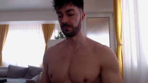 JulianRoyce online show from March 25, 12:44 pm