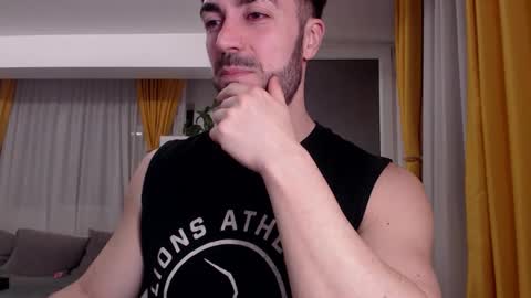 JulianRoyce online show from March 27, 11:37 pm