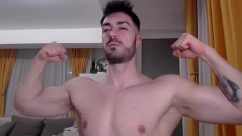 JulianRoyce online show from April 1, 2:56 am