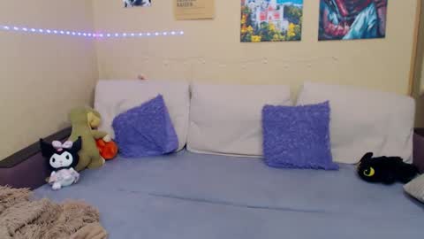 Snapshot of juliasane_ chatting on February 11, 4:13 pm Jul online show from February 11, 4:13 pm