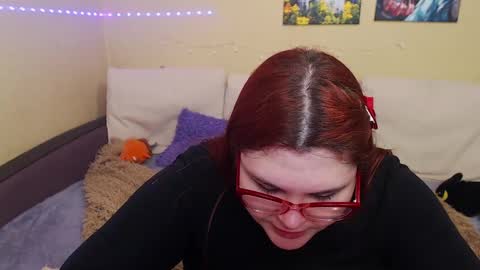 Snapshot of juliasane_ chatting on February 27, 7:37 pm Jul online show from February 27, 7:37 pm