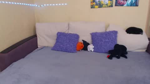 Snapshot of juliasane_ chatting on September 9, 2:38 pm Jul online show from September 9, 2:38 pm