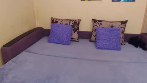 Snapshot of juliasane_ chatting on November 18, 8:08 am Jul online show from November 18, 8:08 am