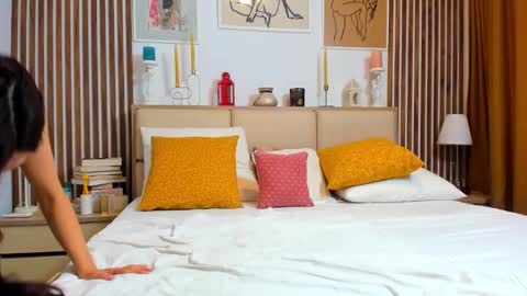 Julia online show from October 17, 5:21 am