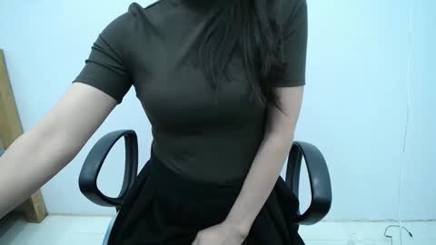 Snapshot of julie9x chatting on November 22, 9:03 pm julie9x online show from November 22, 9:03 pm