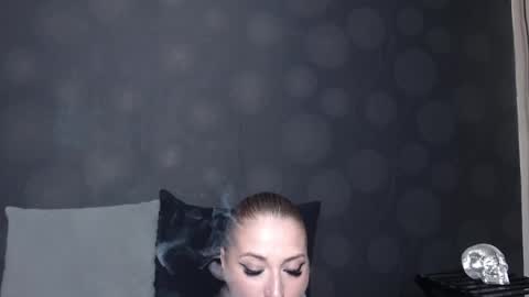 Snapshot of juliediamond chatting on October 20, 11:27 pm julia online show from October 20, 11:27 pm