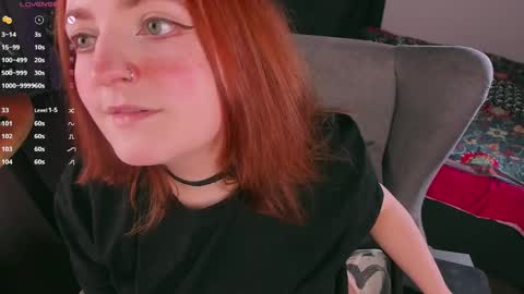 Snapshot of juliet_schoolgirl chatting on February 19, 7:38 pm Juliet online show from February 19, 7:38 pm