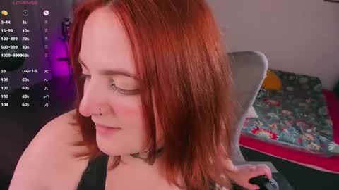 Snapshot of juliet_schoolgirl chatting on February 20, 11:21 pm Juliet online show from February 20, 11:21 pm