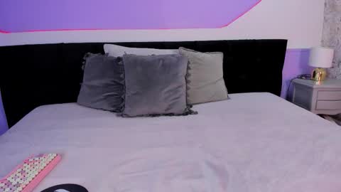 Julieta  online show from November 22, 12:15 pm