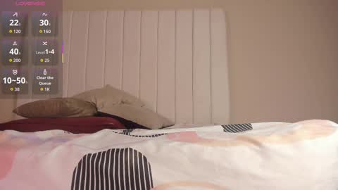 Julieta  IG juietaflower06 online show from September 12, 1:22 pm