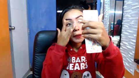 Snapshot of julieta_fn chatting on December 5, 2:36 pm julieta_fn online show from December 5, 2:36 pm