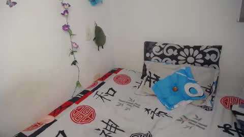 Julieta  Hass online show from November 14, 8:40 pm