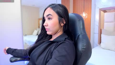     online show from January 9, 10:00 pm