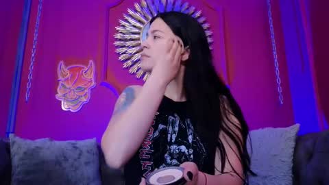  Julieta  online show from March 24, 11:48 am