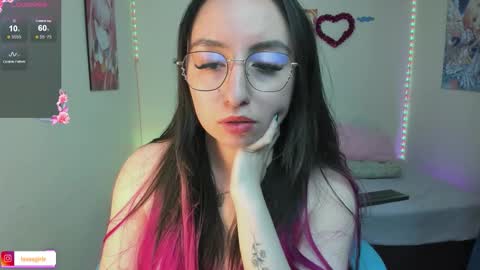Snapshot of julieta_shelby chatting on October 2, 3:24 am Julieta Independent model online show from October 2, 3:24 am