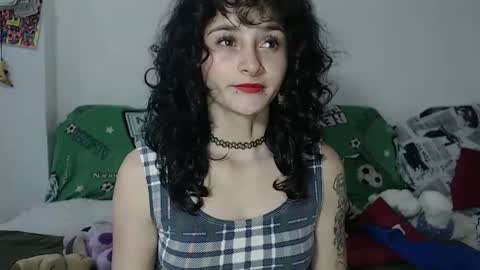 Julieta Jaguar online show from December 18, 1:34 pm