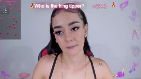 Snapshot of julietaserafelle chatting on October 20, 6:52 pm serafelle online show from October 20, 6:52 pm