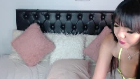 Snapshot of julietha_fox chatting on September 26, 4:27 am julietha fox online show from September 26, 4:27 am