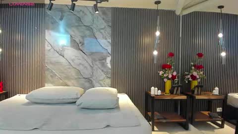 Julietha online show from March 17, 1:43 am