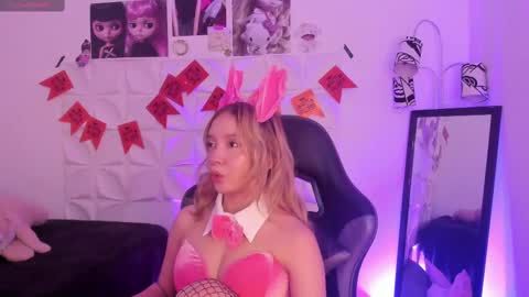 Snapshot of juliethmosss chatting on November 1, 7:05 pm Julieth online show from November 1, 7:05 pm