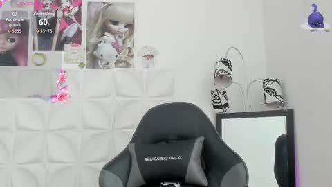 Snapshot of juliethmosss chatting on November 16, 3:39 pm Julieth online show from November 16, 3:39 pm