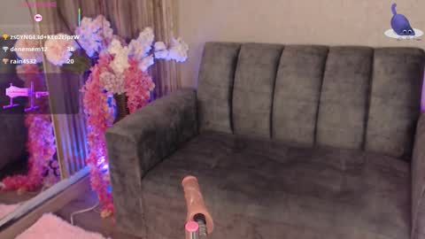 Snapshot of juliethmosss chatting on December 13, 8:04 pm Julieth online show from December 13, 8:04 pm