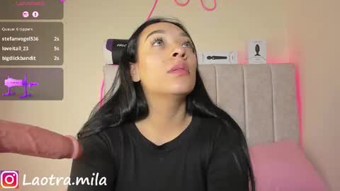 Snapshot of juliettaa_1 chatting on November 19, 2:22 am IG mila delux online show from November 19, 2:22 am