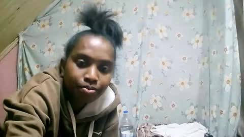 juliette9794 online show from September 8, 3:55 pm