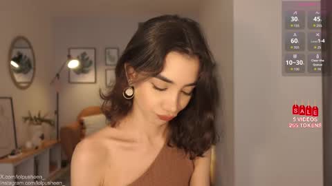 Snapshot of juliette_dee chatting on October 5, 7:23 pm Juliette Dee online show from October 5, 7:23 pm