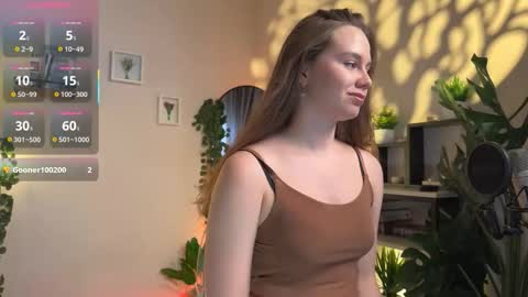 Julie online show from December 16, 12:32 pm