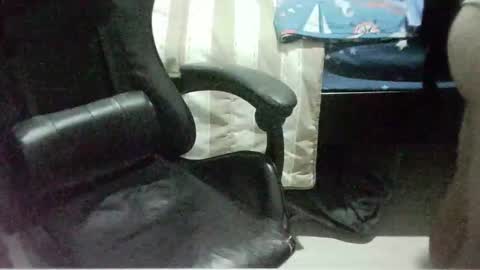 Snapshot of juligurlygirly chatting on October 7, 3:42 pm juligurlygirly online show from October 7, 3:42 pm