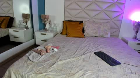 Juli online show from March 27, 4:29 am