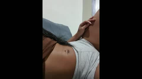 julinhaaq online show from September 19, 5:53 am