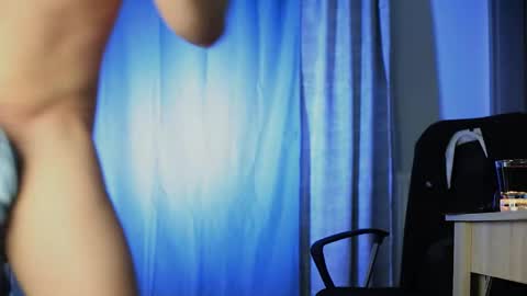 JULiUS   online show from January 6, 5:59 pm