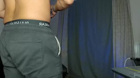 JULiUS   online show from February 26, 10:20 pm