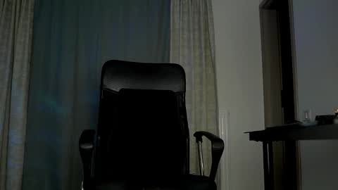 JULiUS   online show from October 23, 6:39 pm