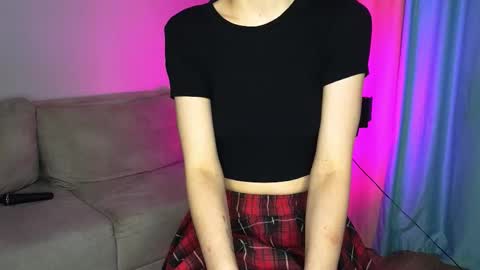 NaOmi online show from November 7, 3:34 pm