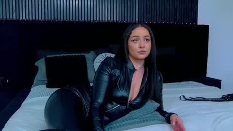 Julia online show from March 18, 10:51 am