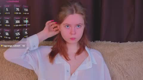 Snapshot of jullietebliss chatting on December 3, 5:33 pm Julie online show from December 3, 5:33 pm