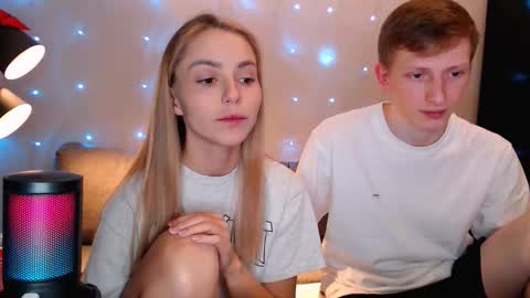 Snapshot of julsweet chatting on October 15, 10:43 pm sweet online show from October 15, 10:43 pm