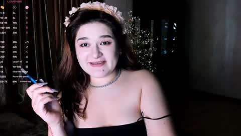 Julie online show from January 11, 11:12 am