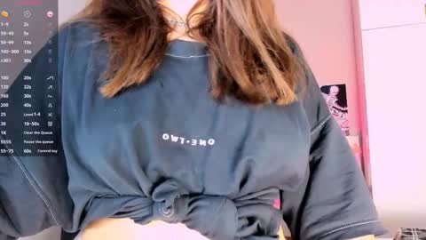 Julie online show from February 10, 6:42 am