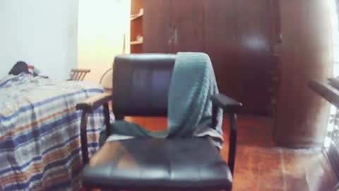 Mia online show from February 12, 10:46 am