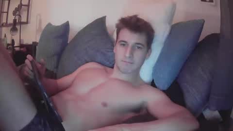 Junior Madison online show from December 3, 1:19 am