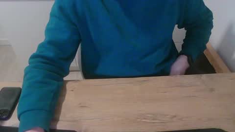 Snapshot of junk2711 chatting on February 9, 7:30 pm junk2711 online show from February 9, 7:30 pm