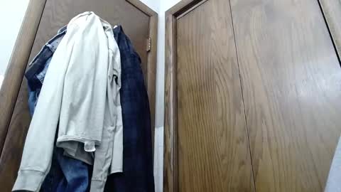 Snapshot of junk_yard_dog chatting on February 9, 4:07 pm Dave online show from February 9, 4:07 pm