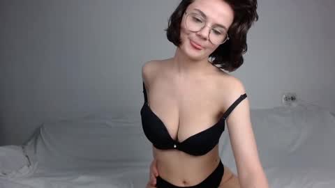 Snapshot of junnewers chatting on January 9, 5:11 pm JunneWers online show from January 9, 5:11 pm