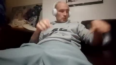 Snapshot of jurokplayer36 chatting on December 15, 3:55 am Yuri online show from December 15, 3:55 am