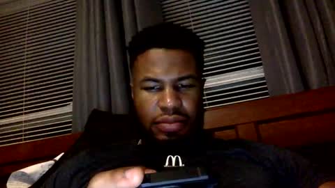 Snapshot of jusgetright chatting on November 1, 5:53 am jusgetright online show from November 1, 5:53 am