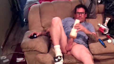 Snapshot of just4u2wantkikme chatting on November 8, 6:24 am justGerkinITinsta online show from November 8, 6:24 am